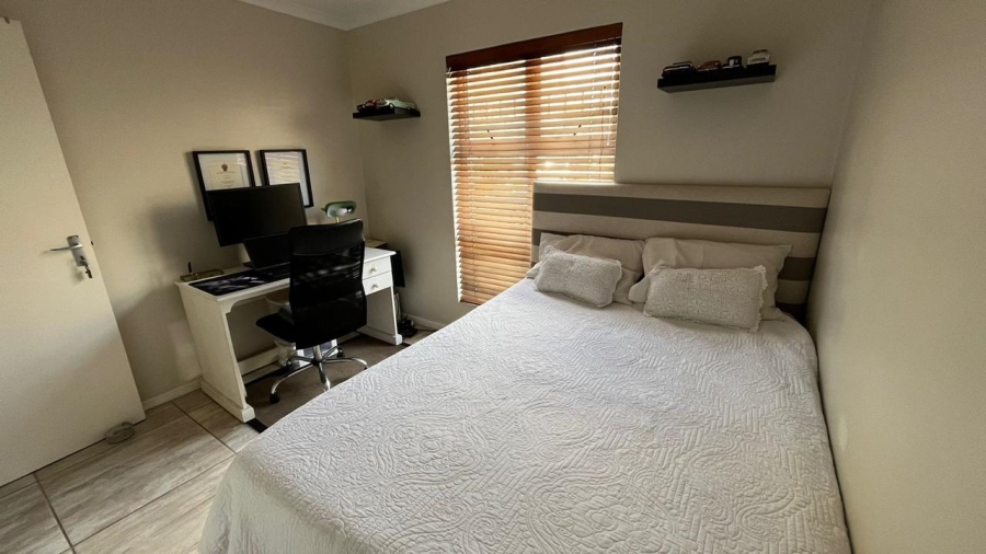 To Let 2 Bedroom Property for Rent in Century City Western Cape